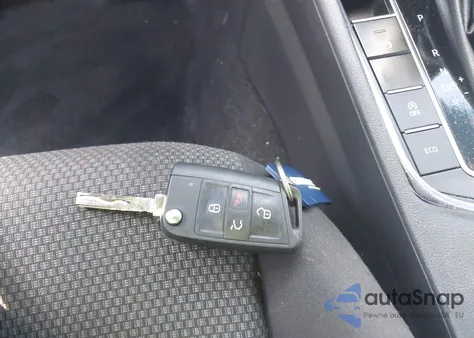 2019 Volkswagen Jetta 1.4T R-Line/1.4T S/1.4T Se from USA, damaged, VIN 3VWC57BU6KM042788